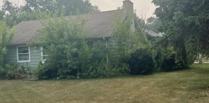 1335 Hampshire Avenue N, Golden Valley