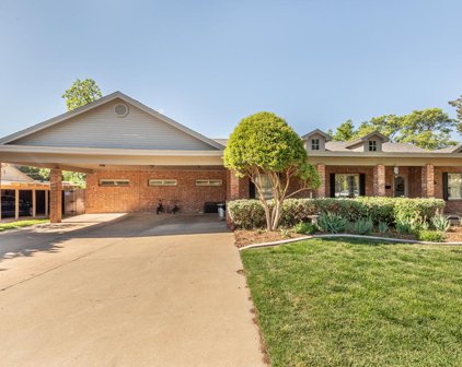 3211 25th Street, Lubbock