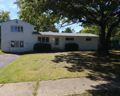 309 Lillian Lane, Toms River