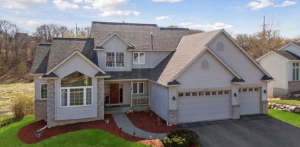 1375 Wildflower Lane, Chaska