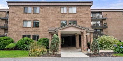 4 Ledgewood Way Unit 15, Peabody