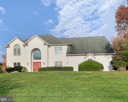 1322 Rosepointe Dr, York