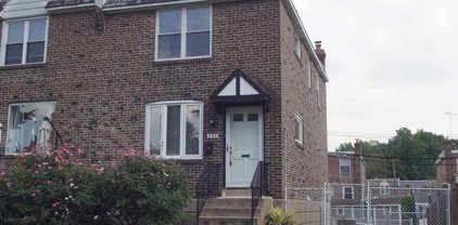 332 Rively Ave, Collingdale
