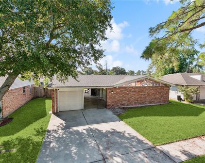 716 Hickory  Street, Gretna