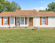 725 Princeton Cir, Clarksville image