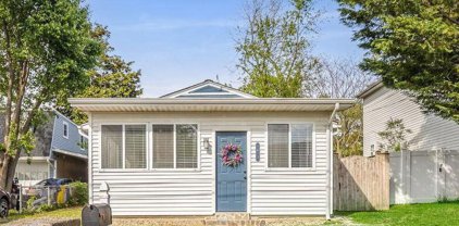 1613 Bishop Rd, Edgewater