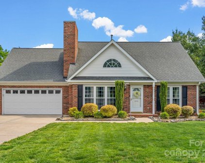 3912 Summerhill Nw Court, Concord