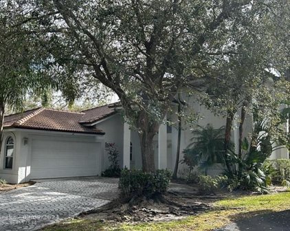 10210 NW 48 Ct, Coral Springs