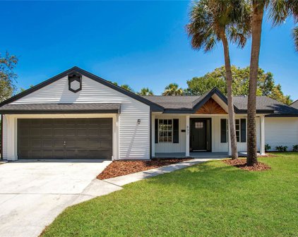 637 Surrey Way S, St Petersburg