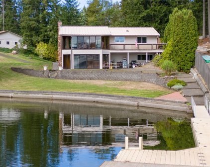 7335 Holmes Island Road SE, Lacey