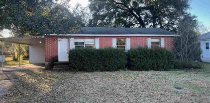 723 Jackson St, Flomaton