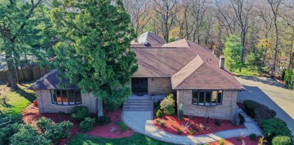 12 Peachtree Dr, Montville Twp.