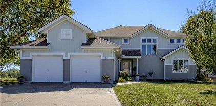 1211 Goldenrain Tree Court, Liberty