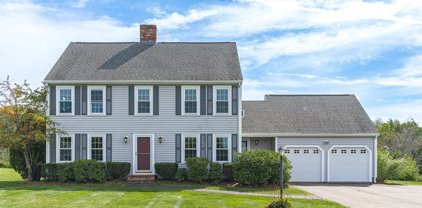 75 French Farm Rd, North Andover