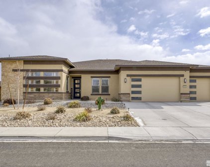720 Palomino Dr, Fernley