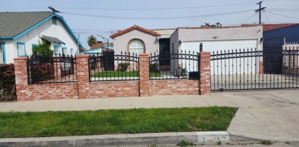 1427 W 66th St, Los Angeles