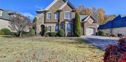 8280 Royal Melbourne Way, Duluth