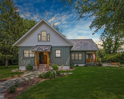 8212 Shire Drive, Berlin