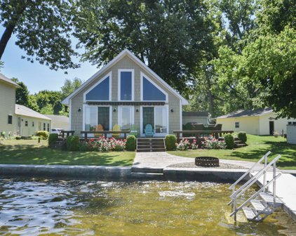 212 Sandalwood Drive, Quincy