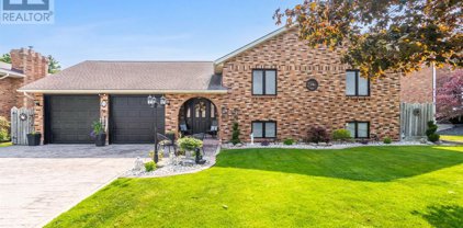 22 CHERRYWOOD Avenue, Leamington