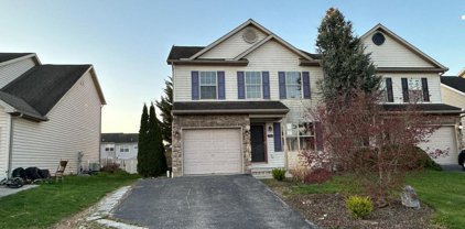 41 Birch Dr, Hanover
