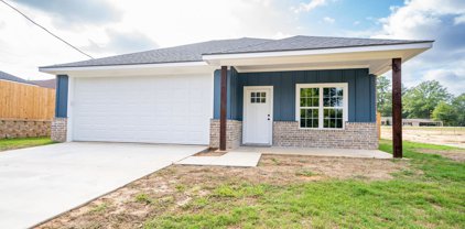 305 Stevens Street, Gilmer