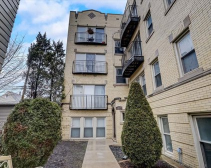 2834 N Dawson Avenue Unit #2W, Chicago