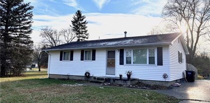 191 Lycoming Road, Henrietta