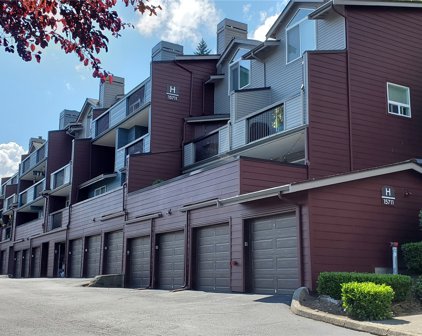 15711 Waynita Way NE Unit #H204, Bothell