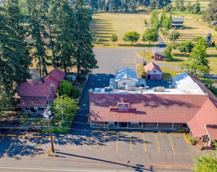 8362 Macleay (-8372) Rd, Salem
