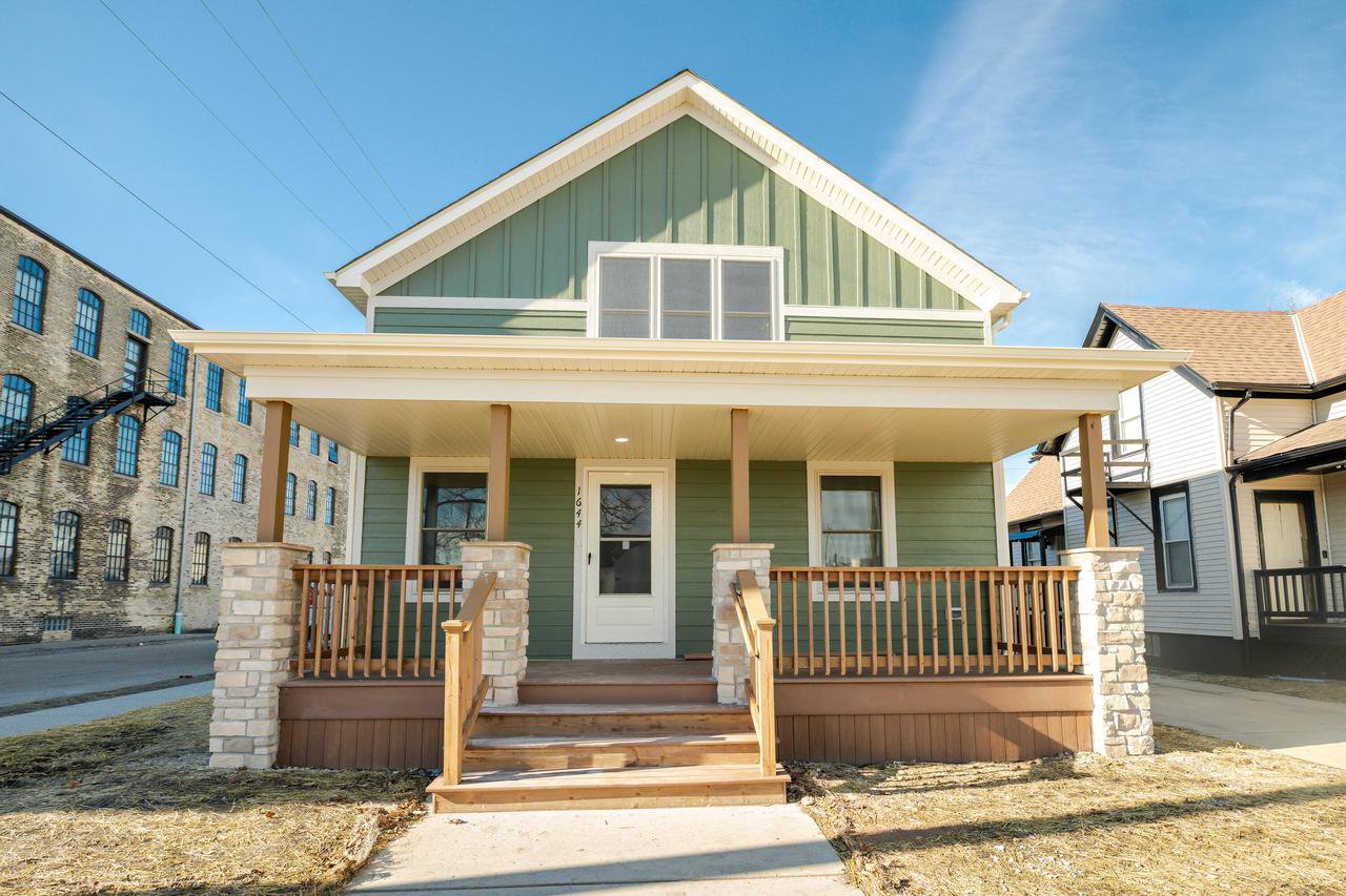 1644 South Memorial Drive, Racine, 53403