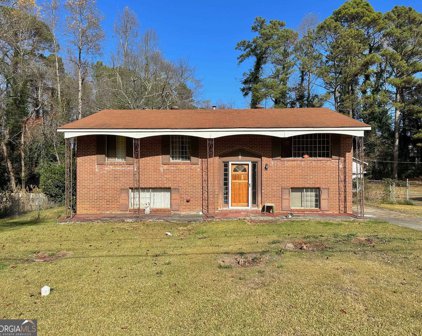 1429 Cedar Creek Lane, Riverdale