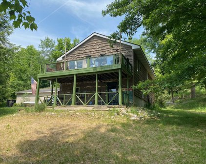 9088 Pontiac Trail, Evart