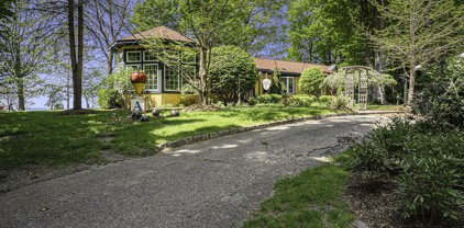 1644 Walker Avenue, Fennville