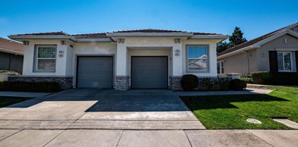 656 Prince Albert Way, Brentwood