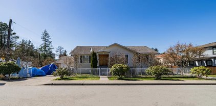 5387 Patterson Avenue, Burnaby