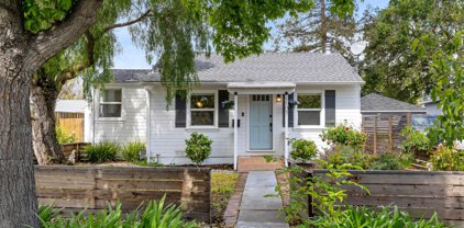 1107 17th AVE, Redwood City
