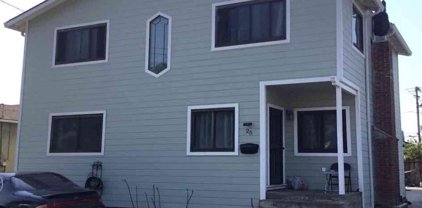 25 Bayshore CIR, San Bruno