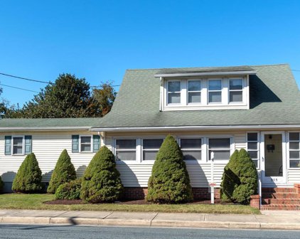 903 Peachblossom Ave, Cambridge