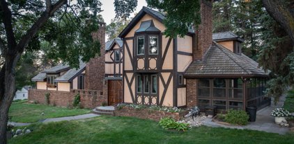 725 N Bell Street, Bismarck