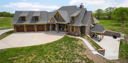984 NW 475th Road, Centerview