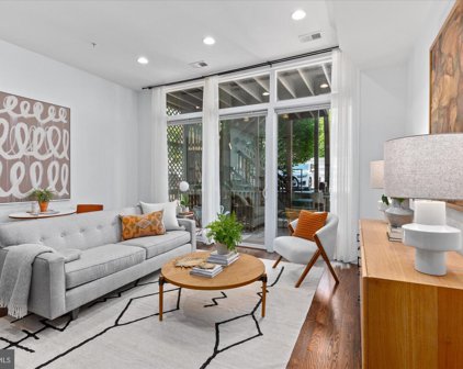2550 University Pl Nw Unit #2, Washington