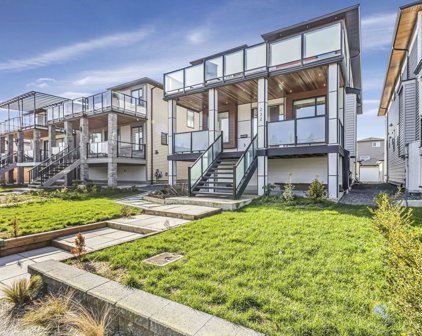 232 Howes Street, New Westminster