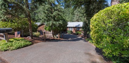 15826 SE 42nd Place, Bellevue