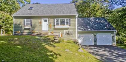 44 Mountain View Dr, Belchertown