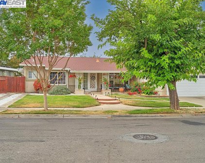 30509 Prestwick Ave, Hayward
