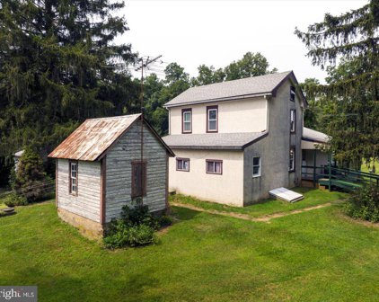 230 Laurel Rd, Elverson