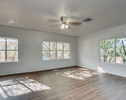 6631 W Lazy H, Tucson