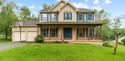 28 Carpenters Point Rd, Charlestown