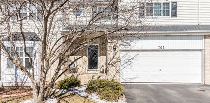 707 Pinetree Court, Romeoville
